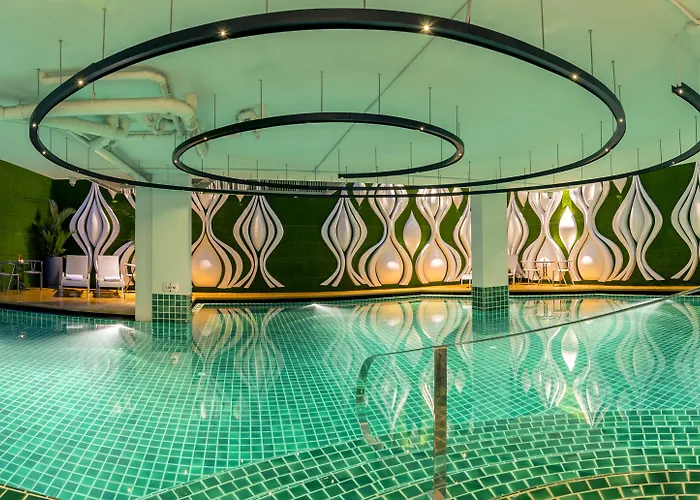Hotel Anajak 4*