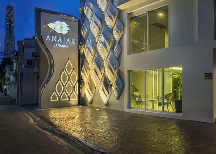 Anajak Hotel 4*
