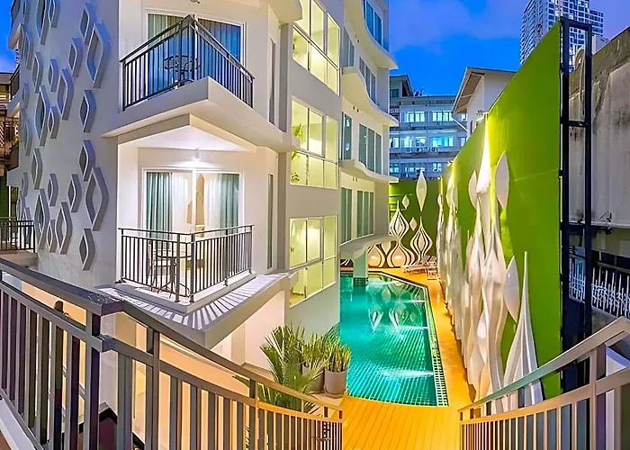 Anajak Hotel 4*